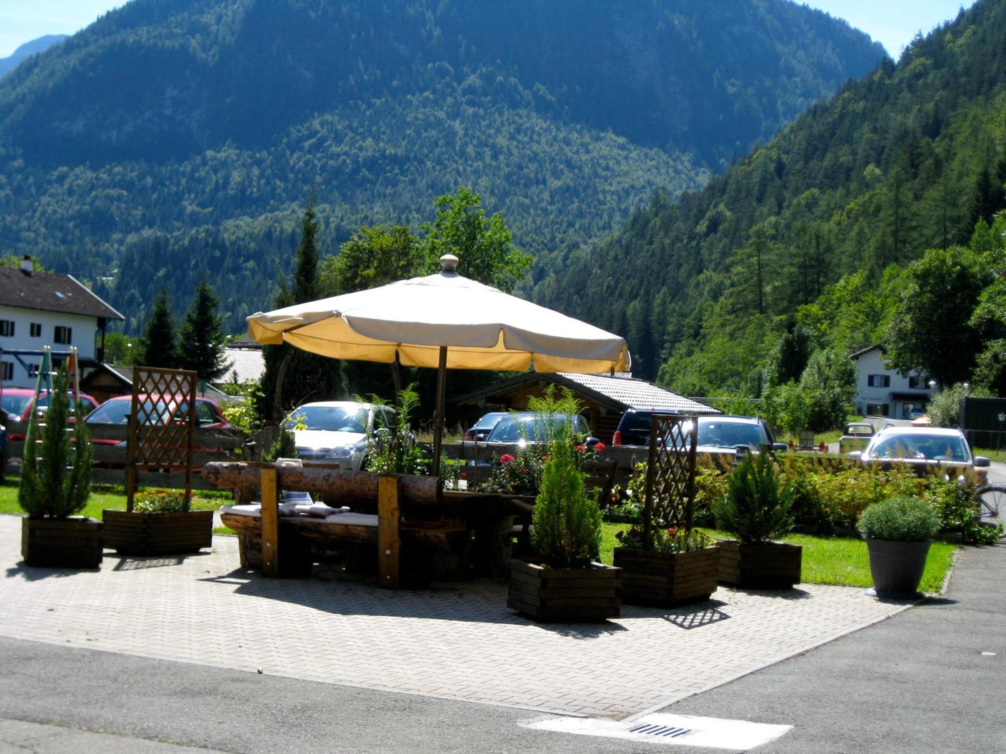 Gaestehaus Edlhuber Mittenwald Exterior photo