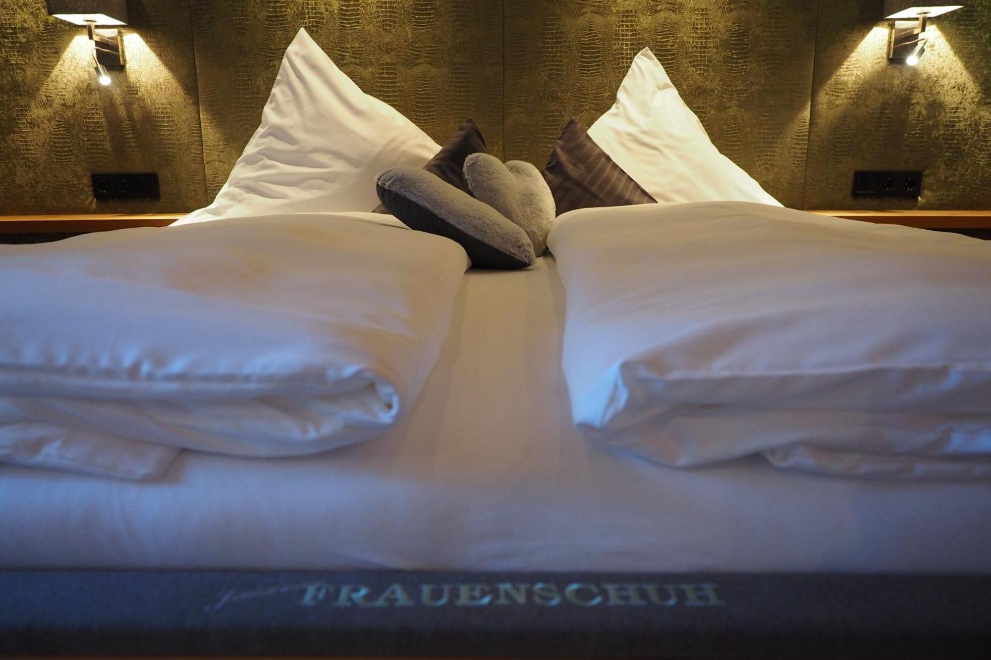 Gaestehaus Edlhuber Mittenwald Room photo